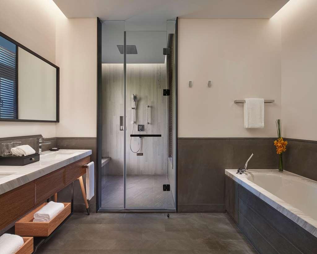 Hotel Grand Hyatt Shenzhou Peninsula Wanning Zimmer foto